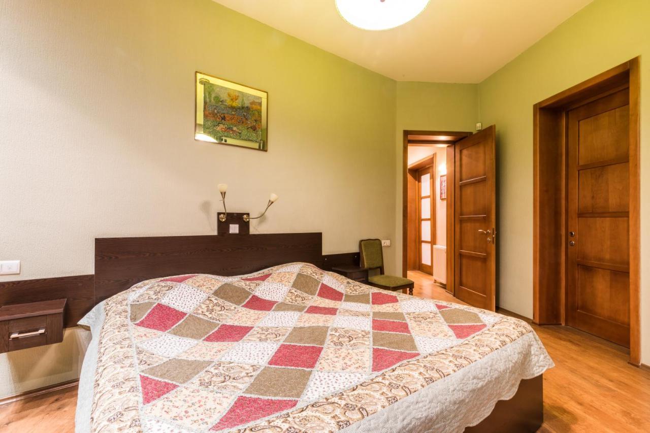 Apartment At 12 Baratashvili Street Тбилиси Екстериор снимка