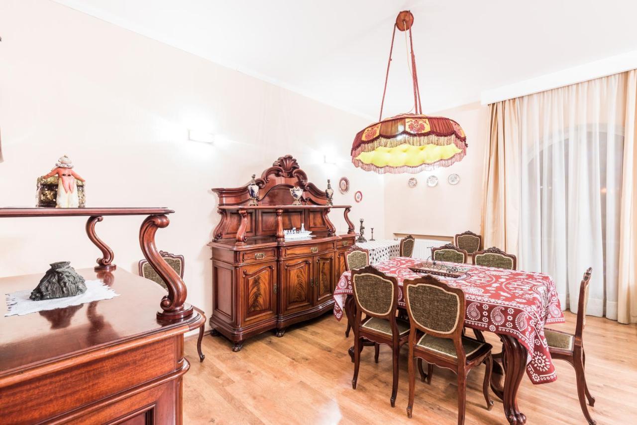 Apartment At 12 Baratashvili Street Тбилиси Екстериор снимка