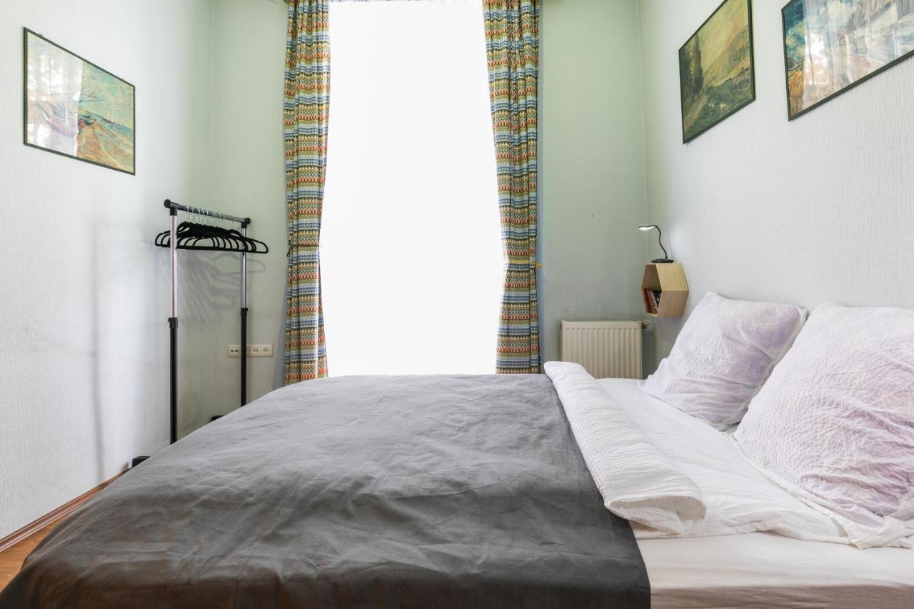 Apartment At 12 Baratashvili Street Тбилиси Екстериор снимка