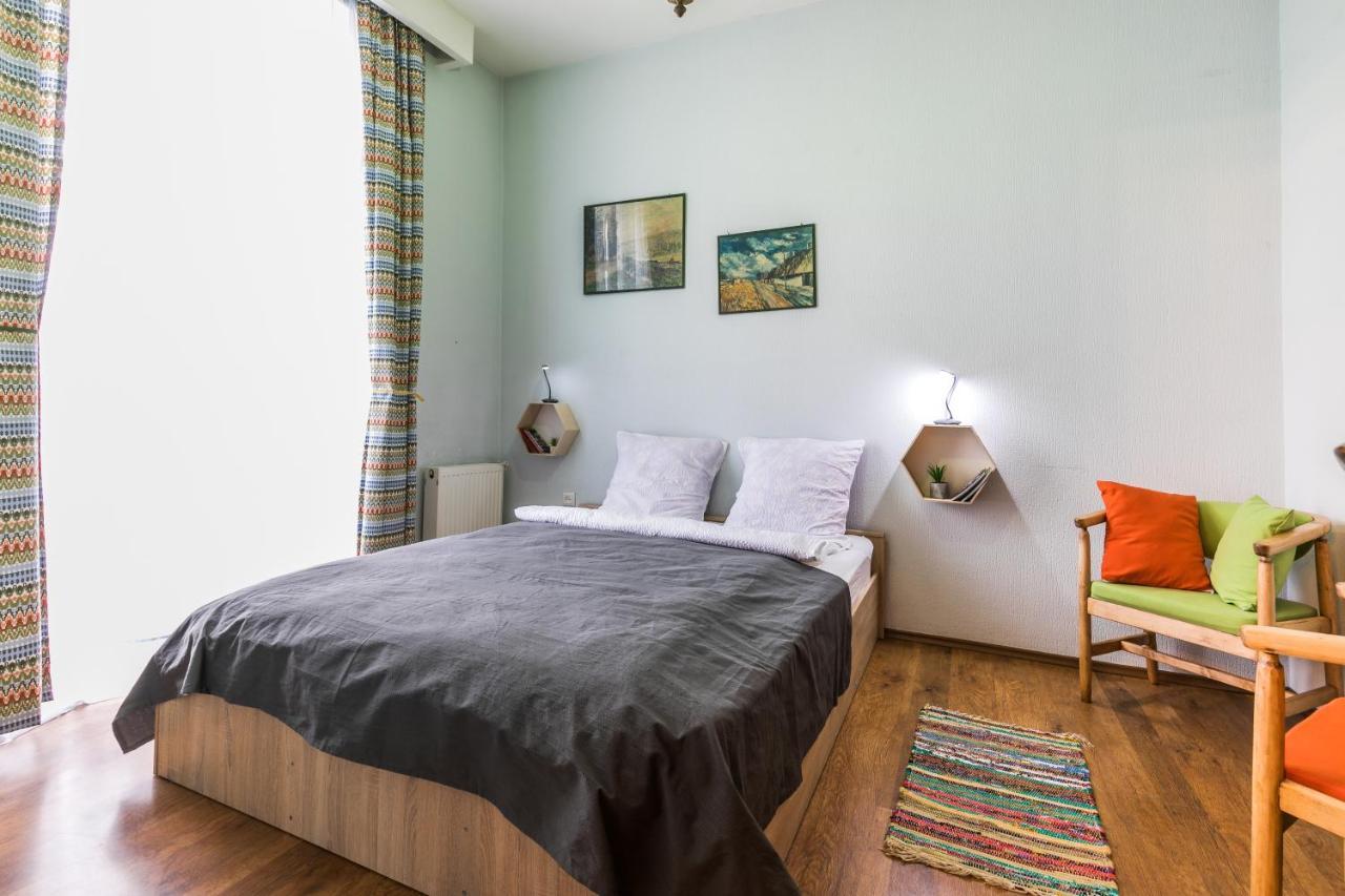 Apartment At 12 Baratashvili Street Тбилиси Екстериор снимка