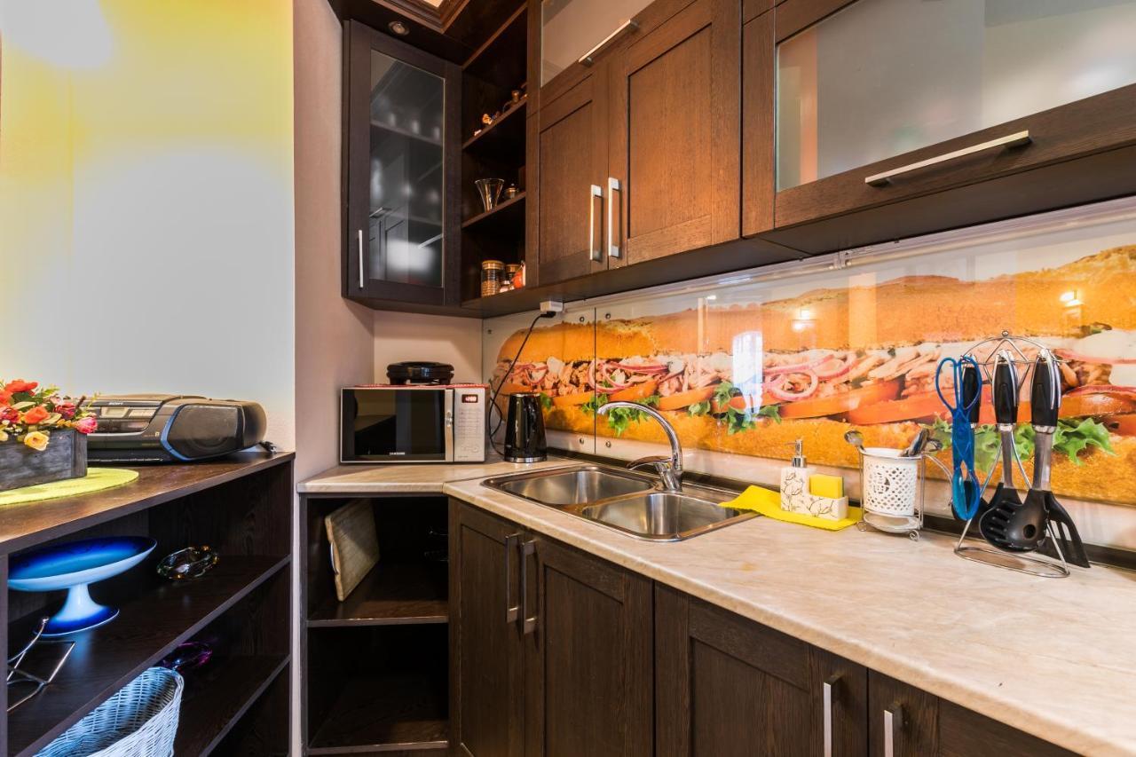 Apartment At 12 Baratashvili Street Тбилиси Екстериор снимка