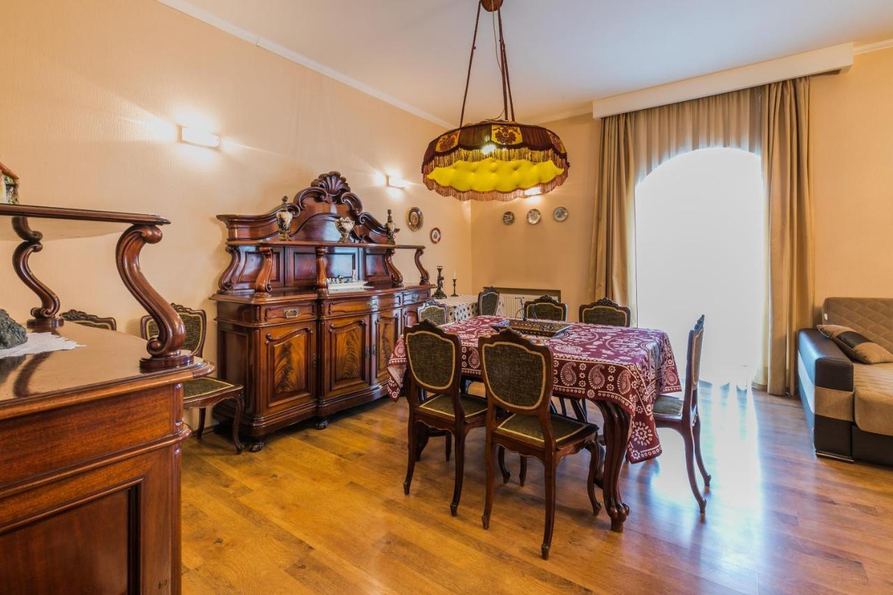 Apartment At 12 Baratashvili Street Тбилиси Екстериор снимка